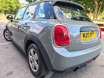 Used MINI Hatch 2017 for sale - 79386502: Photo