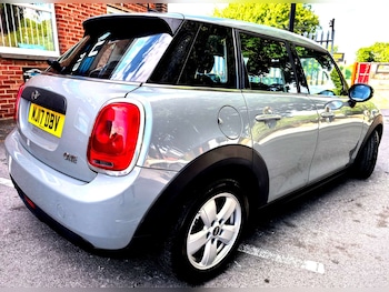 Used MINI Hatch 2017 for sale - 79386502: Photo