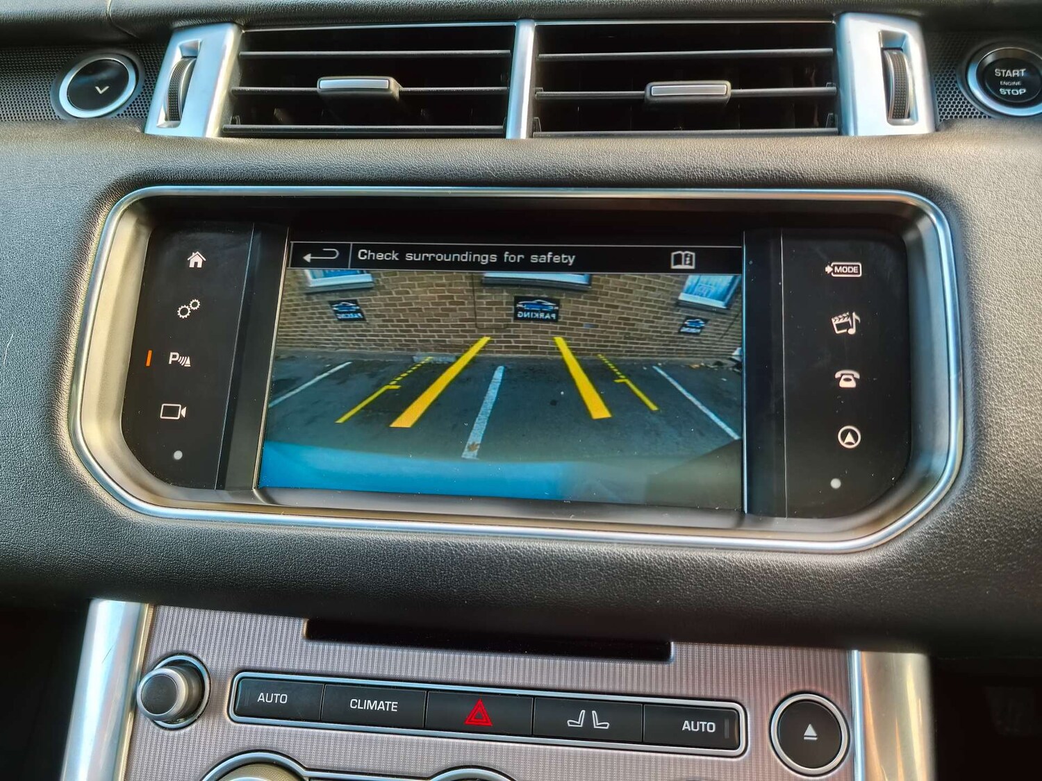 Used Land Rover Range Rover Sport 2016 for sale - 76602193: Photo 15