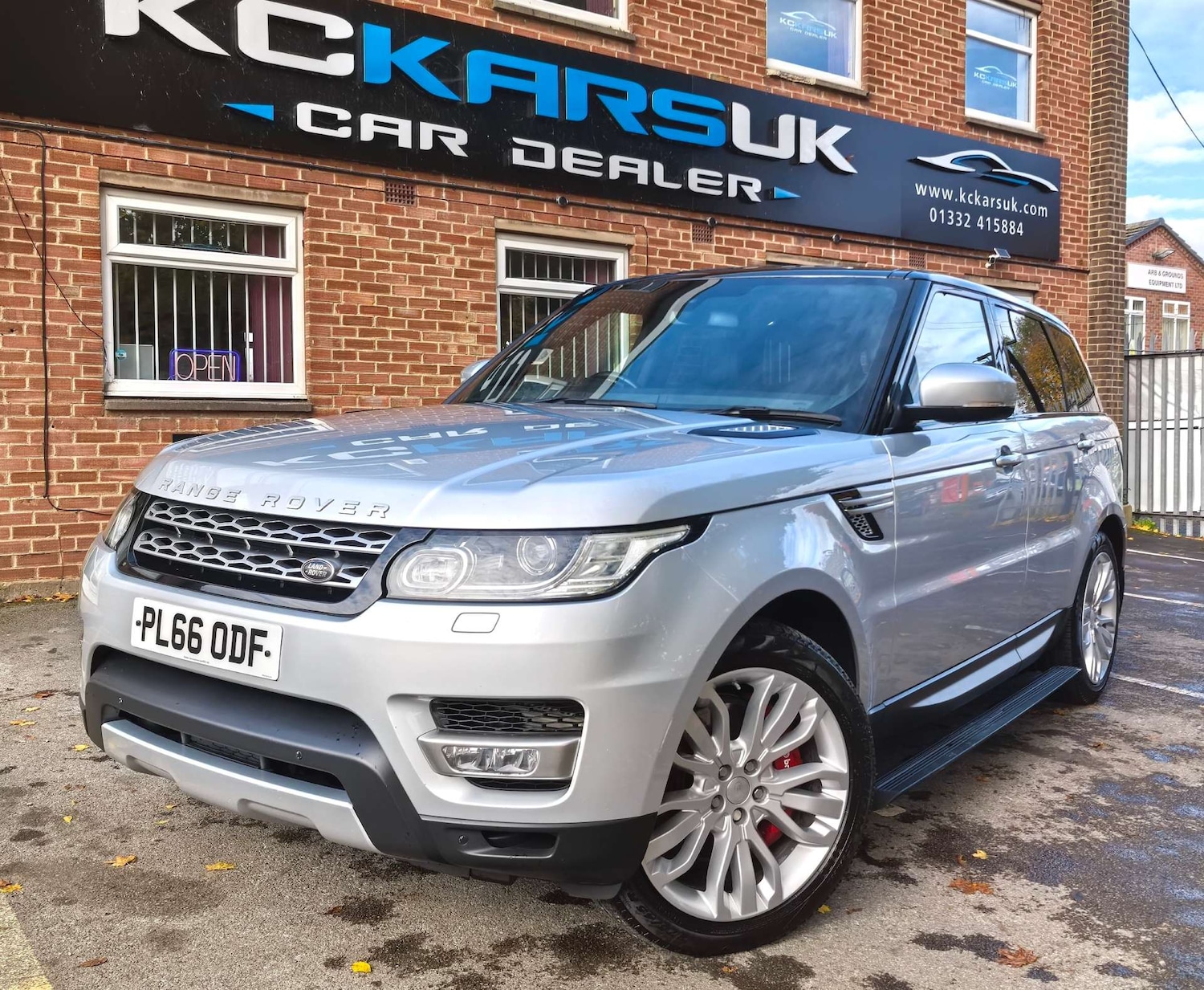 Used Land Rover Range Rover Sport 2016 for sale - 76602193: Photo 2