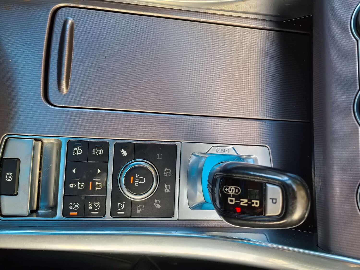 Used Land Rover Range Rover Sport 2016 for sale - 76602193: Photo 26