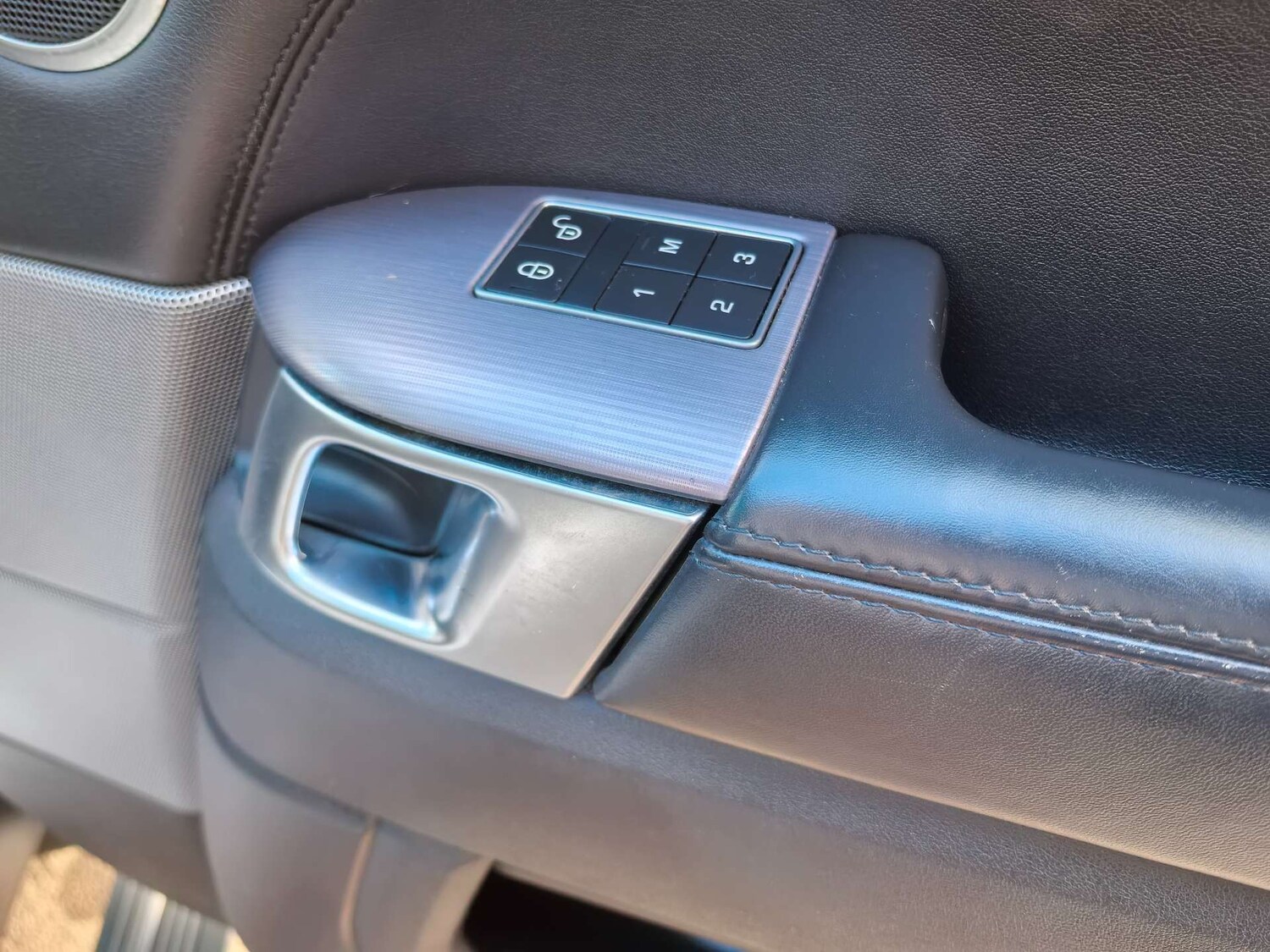 Used Land Rover Range Rover Sport 2016 for sale - 76602193: Photo 95