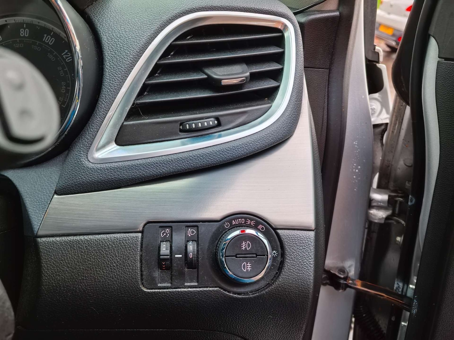 Used Vauxhall Mokka 2016 for sale - 76829840: Photo 63