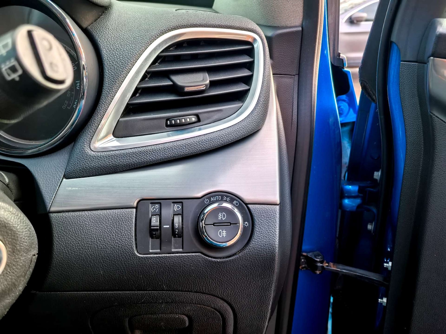 Used Vauxhall Mokka 2014 for sale - 76837458: Photo 75