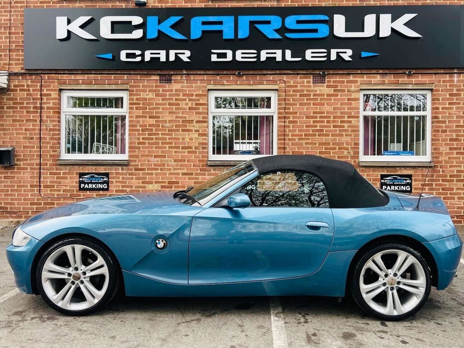 Used BMW Z4 2004 for sale - 76600712: Photo 3