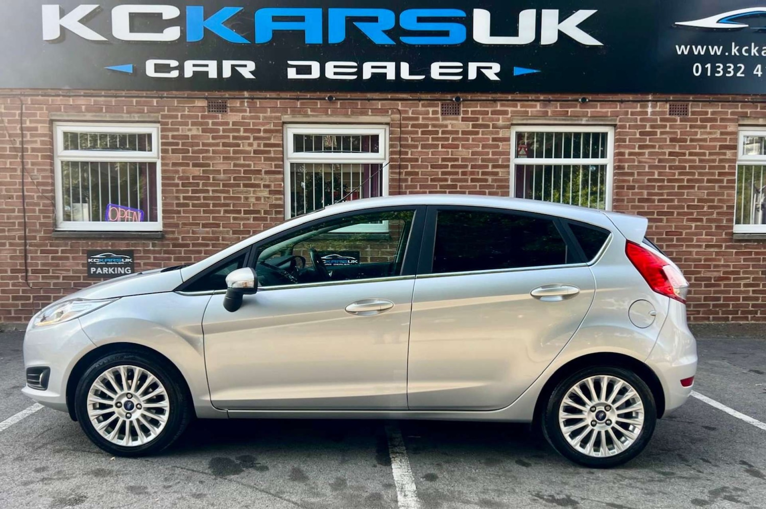 Used Ford Fiesta 2015 for sale - 76601147: Photo 3