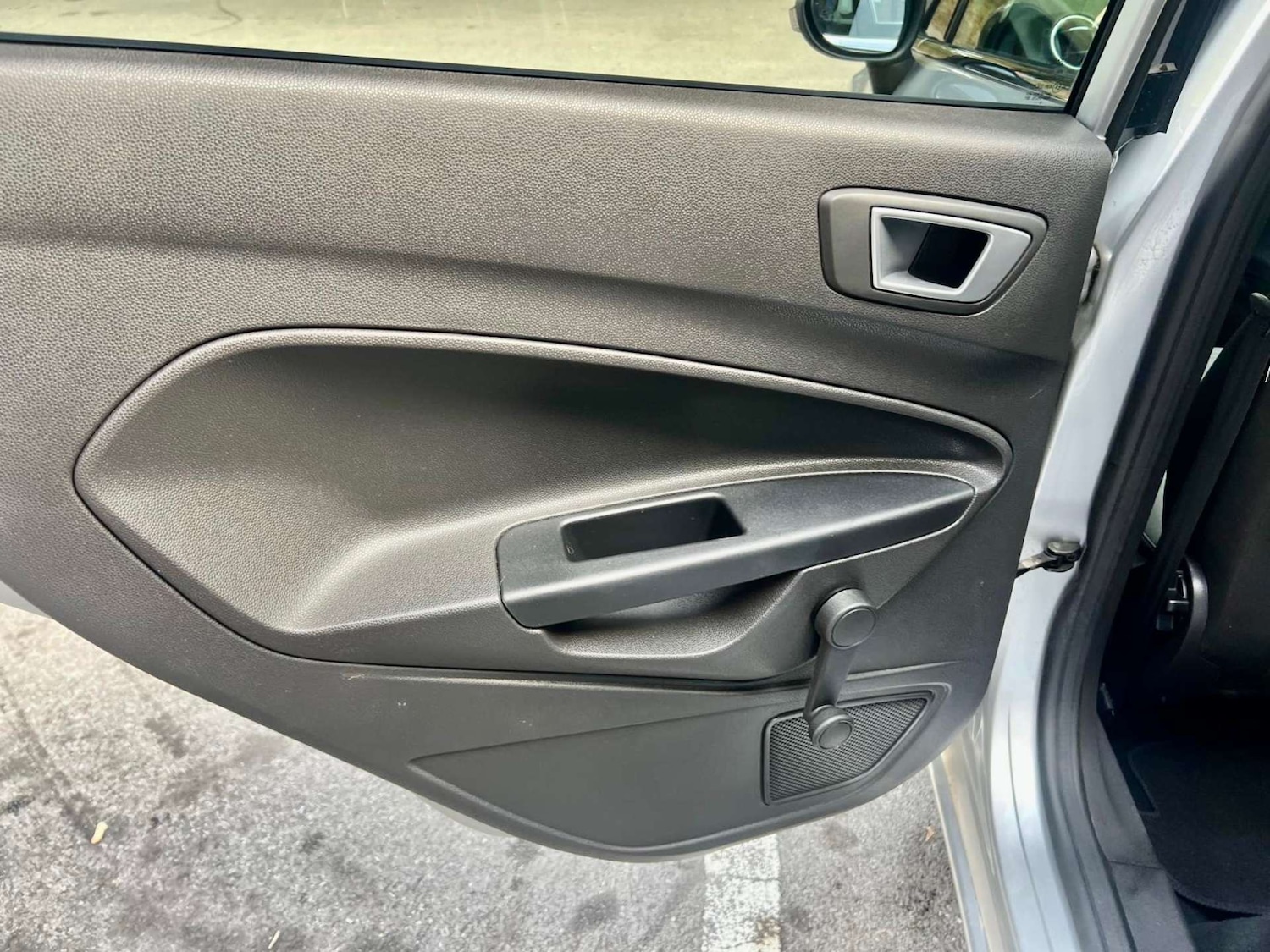 Used Ford Fiesta 2015 for sale - 76601147: Photo 35