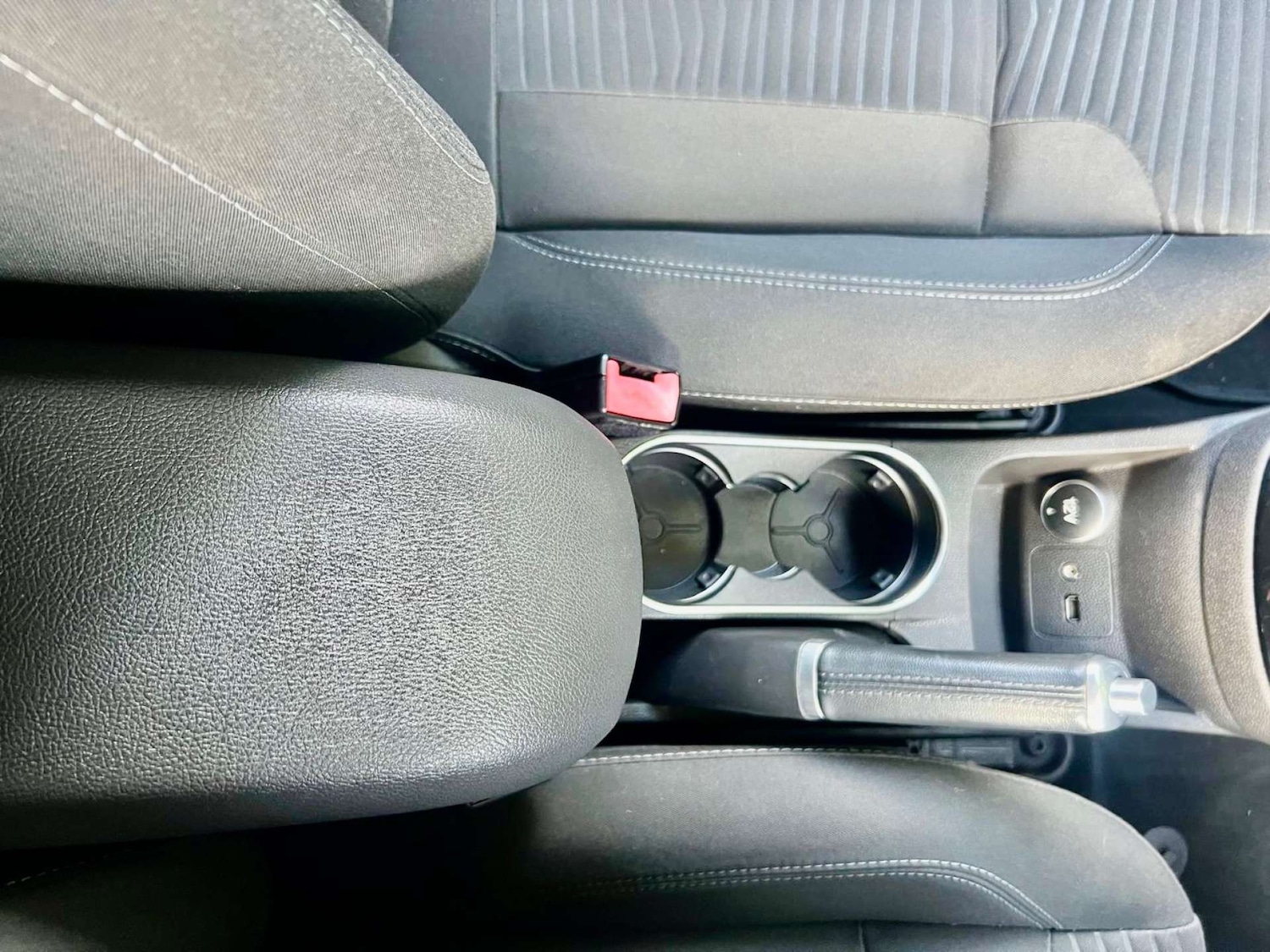 Used Ford Fiesta 2015 for sale - 76601147: Photo 46