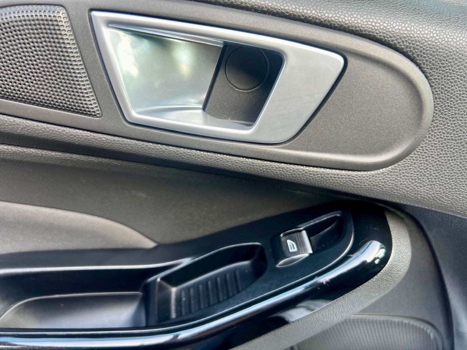 Used Ford Fiesta 2015 for sale - 76601147: Photo 50