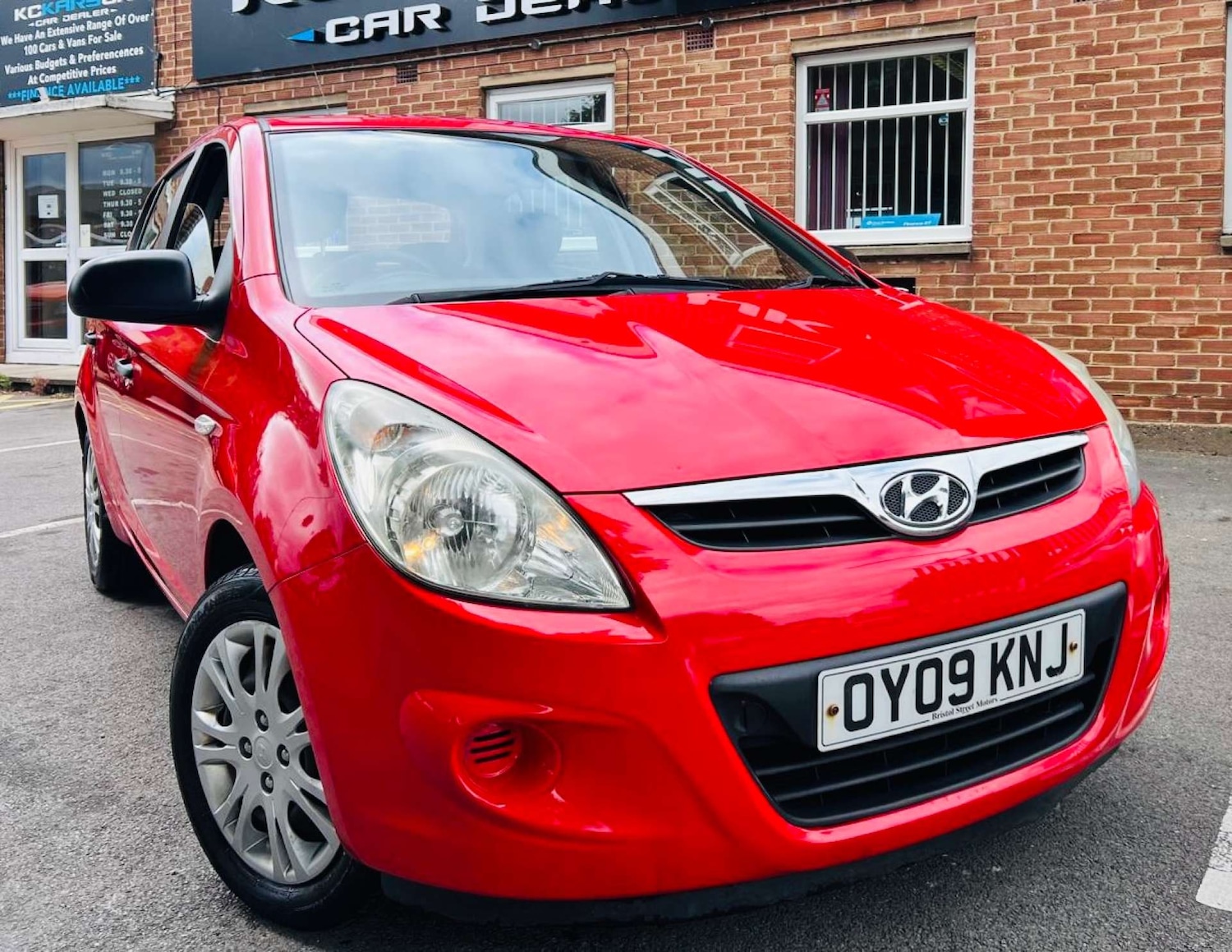 Used Hyundai i20 2009 for sale - 76601089: Photo 1