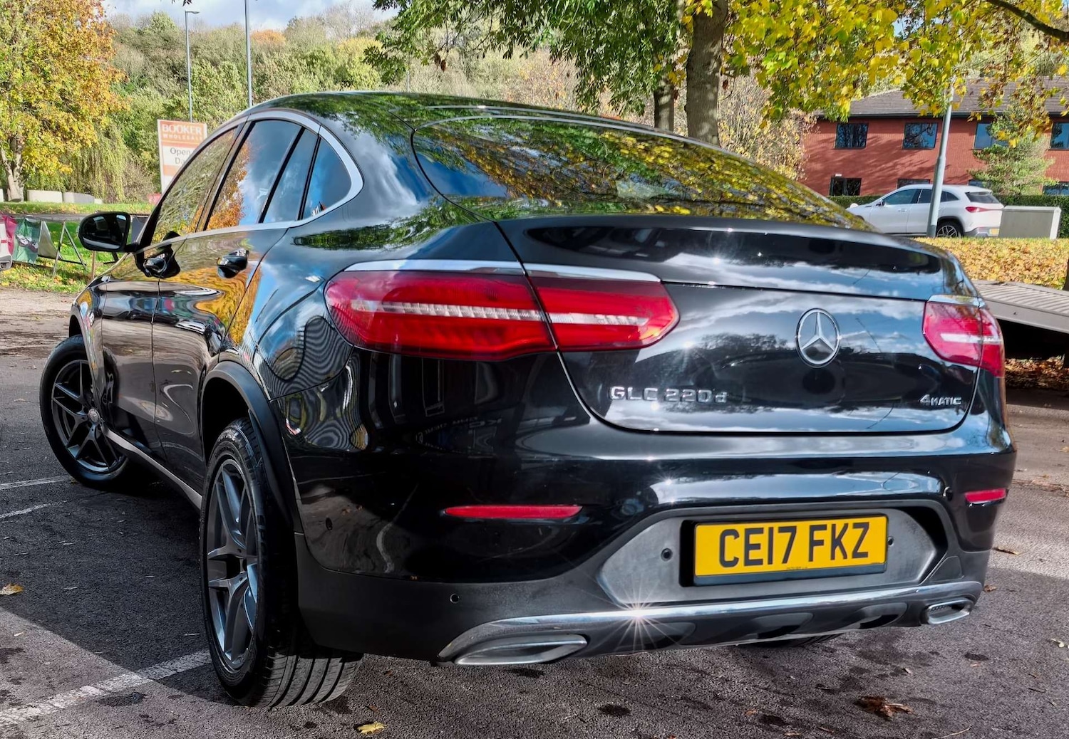 Used Mercedes-Benz GLC 2017 for sale - 76314072: Photo 4