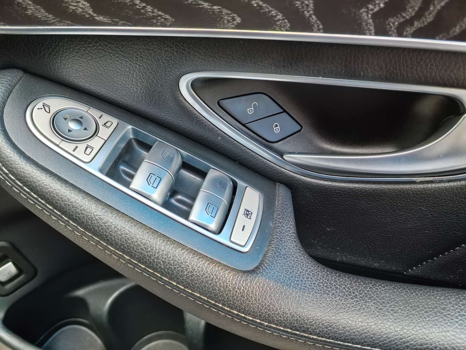 Used Mercedes-Benz GLC 2017 for sale - 76314072: Photo 41