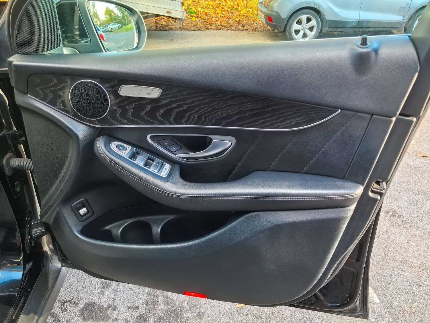 Used Mercedes-Benz GLC 2017 for sale - 76314072: Photo 85