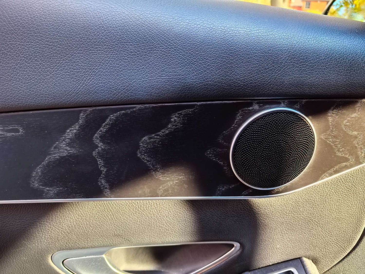 Used Mercedes-Benz GLC 2017 for sale - 76314072: Photo 87