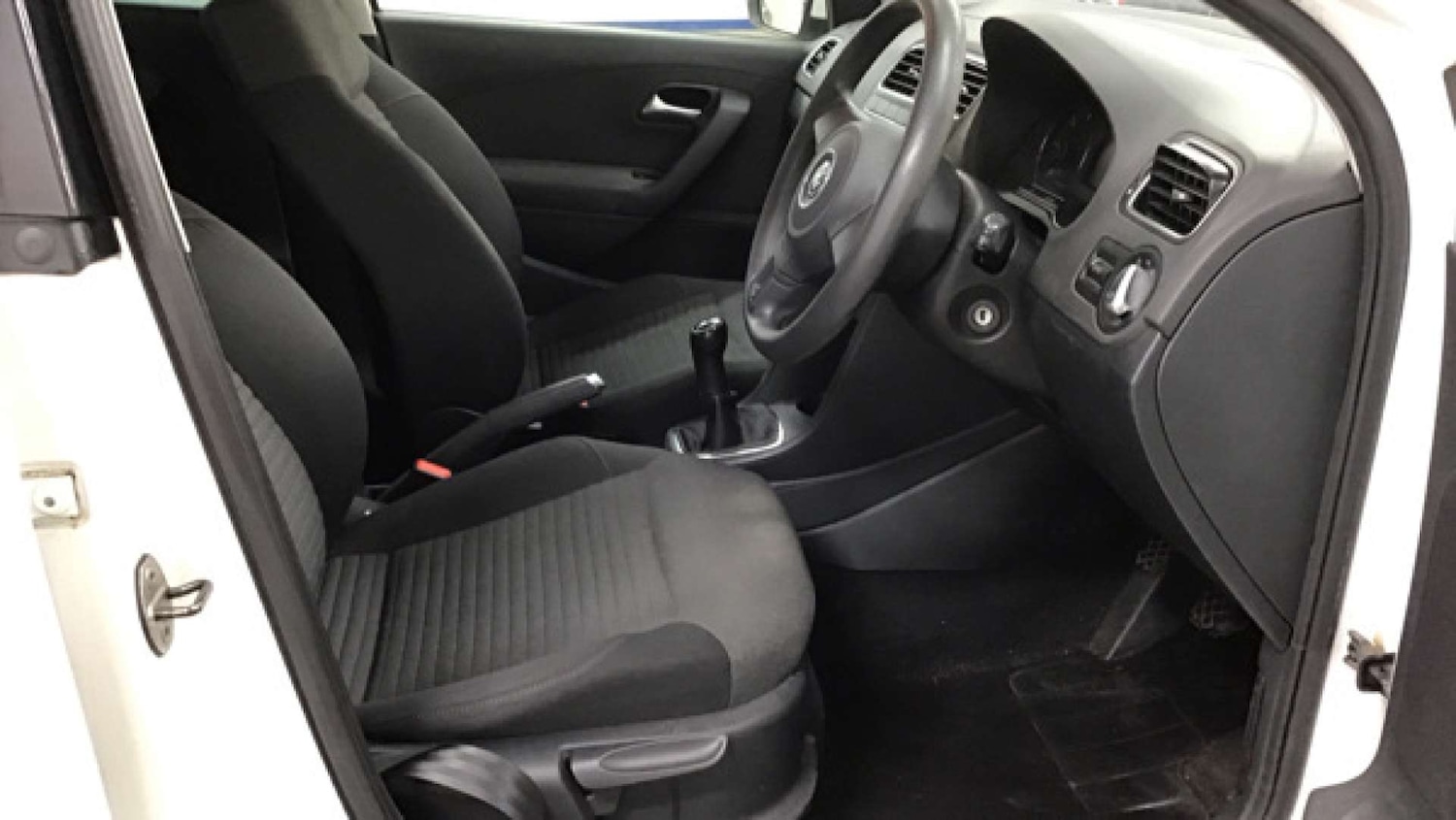 Used Volkswagen Polo 2012 for sale - 78213859: Photo 11