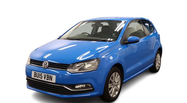 Used Volkswagen Polo 2015 for sale - 76277973: Photo 2