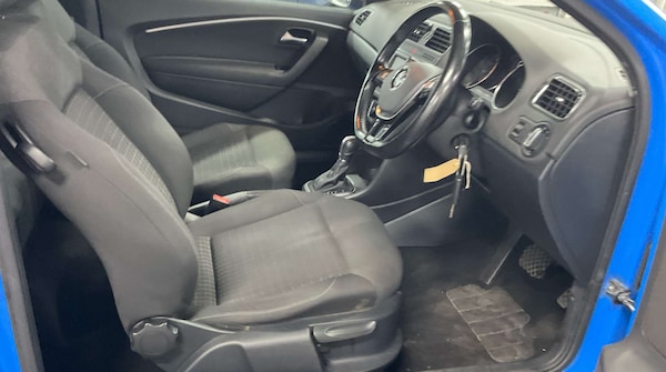 Used Volkswagen Polo 2015 for sale - 76277973: Photo 9