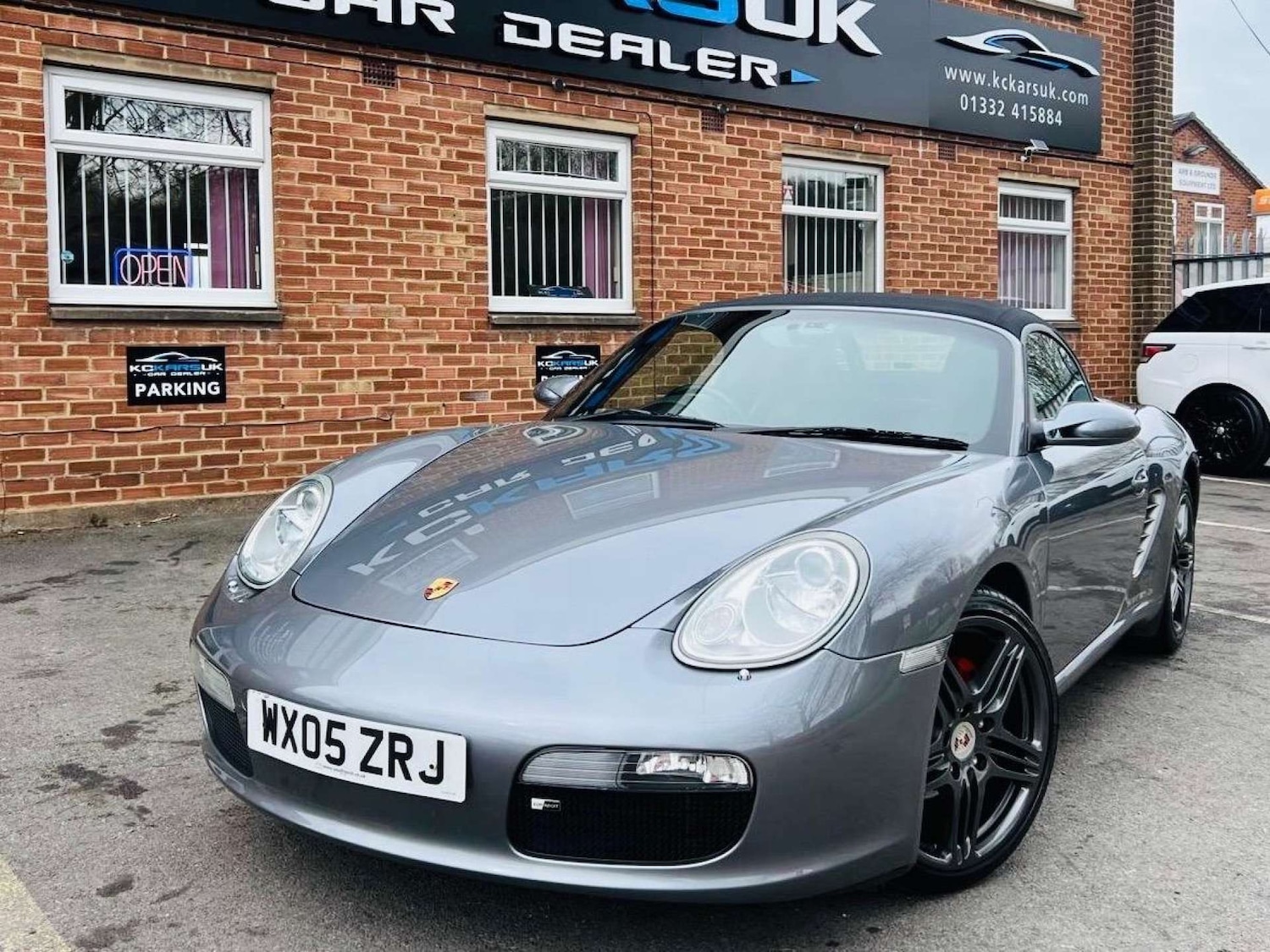 Used Porsche Boxster 2005 for sale - 76601258: Photo 2