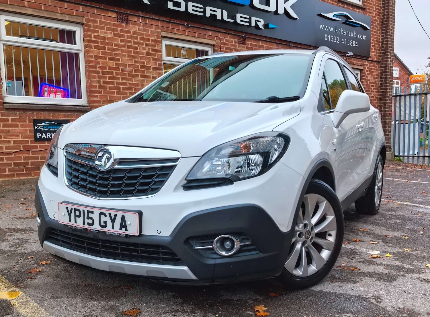 Used Vauxhall Mokka 2015 for sale - 76601439: Photo 2