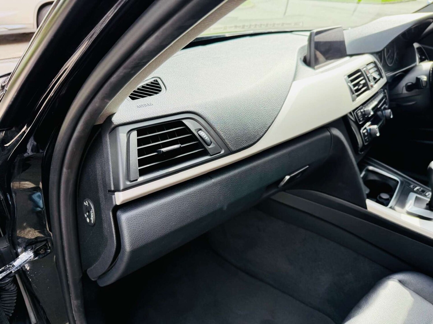 Used BMW 3 Series 2016 for sale - 75910091: Photo 22