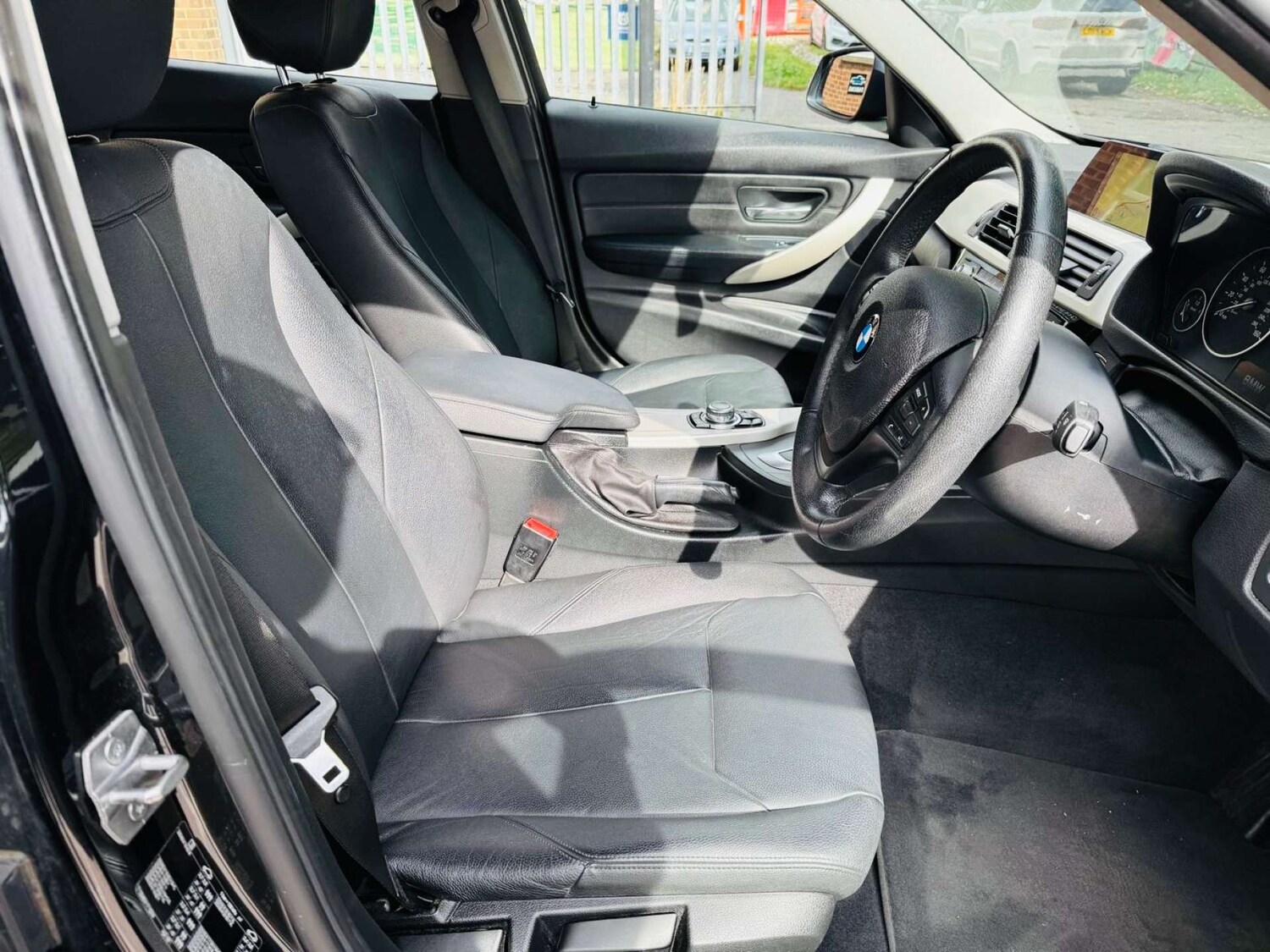 Used BMW 3 Series 2016 for sale - 75910091: Photo 39