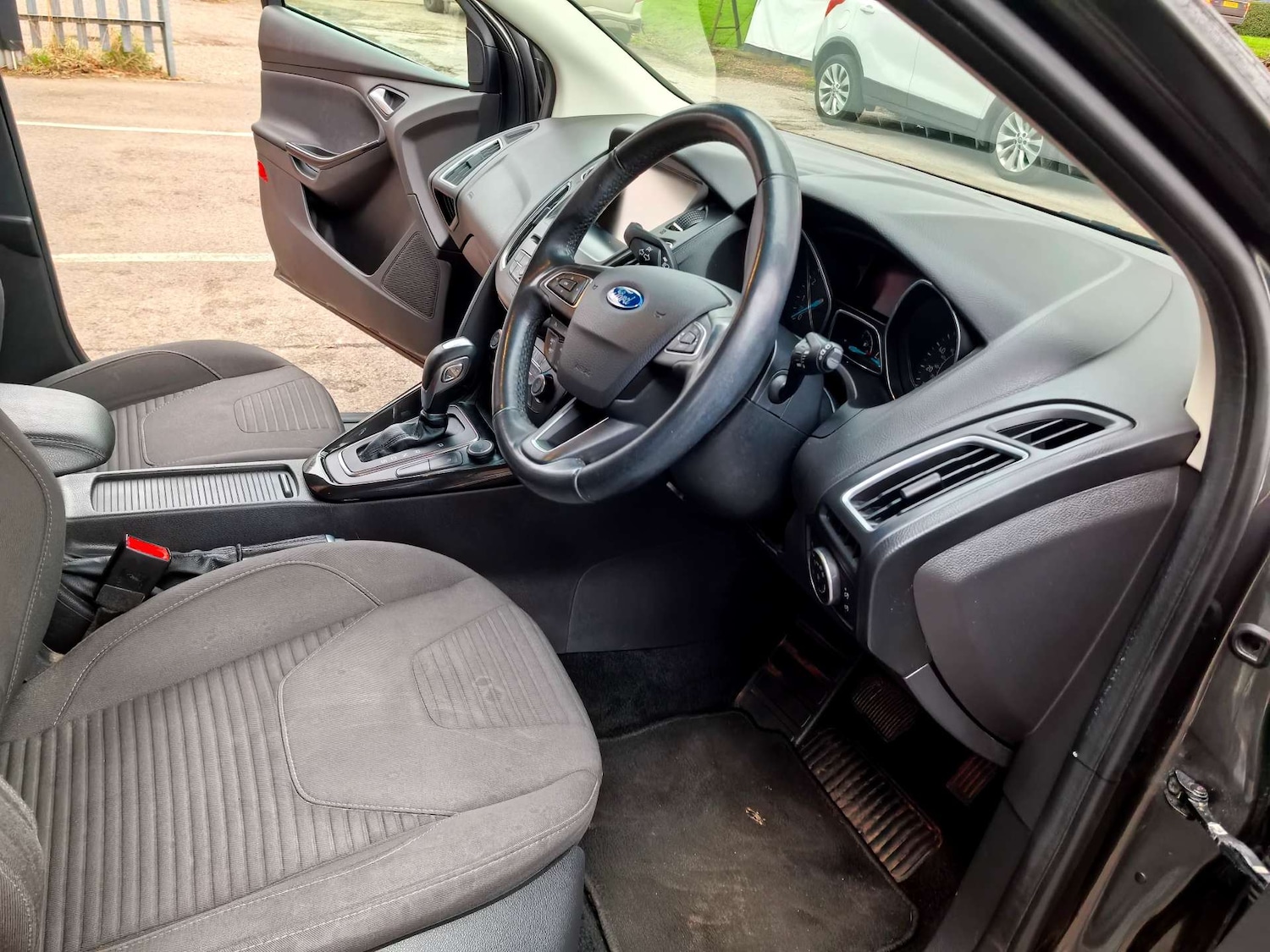 Used Ford Focus 2015 for sale - 77563333: Photo 12