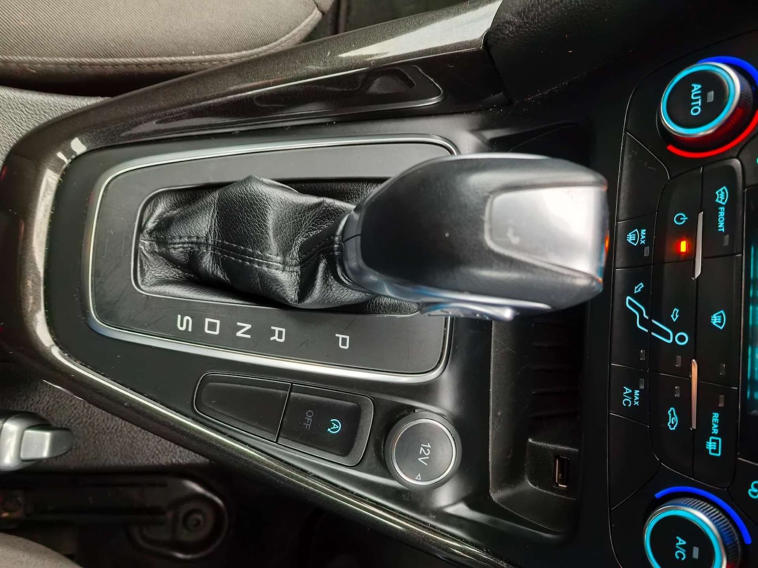 Used Ford Focus 2015 for sale - 77563333: Photo 17