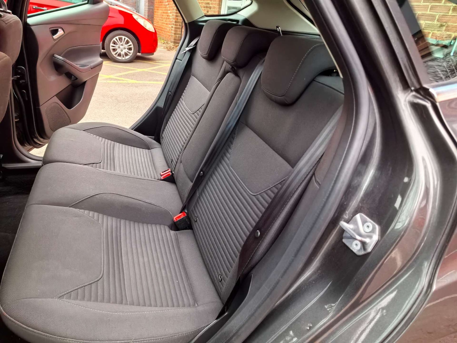 Used Ford Focus 2015 for sale - 77563333: Photo 19