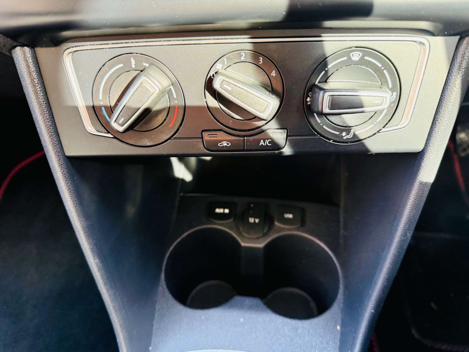 Used Volkswagen Polo 2014 for sale - 76018465: Photo 40