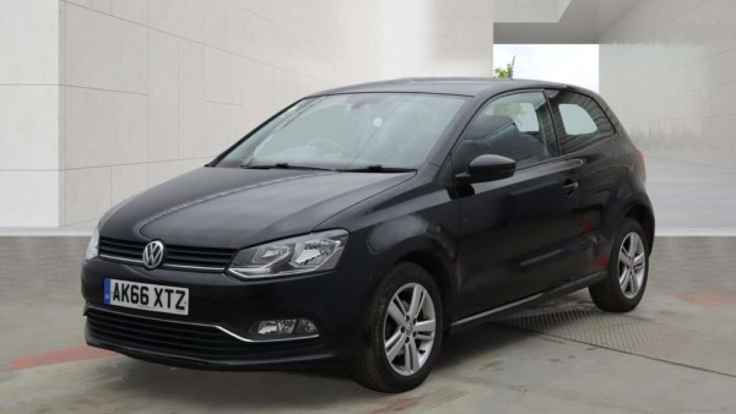 Used Volkswagen Polo 2017 for sale - 78215495: Photo 2