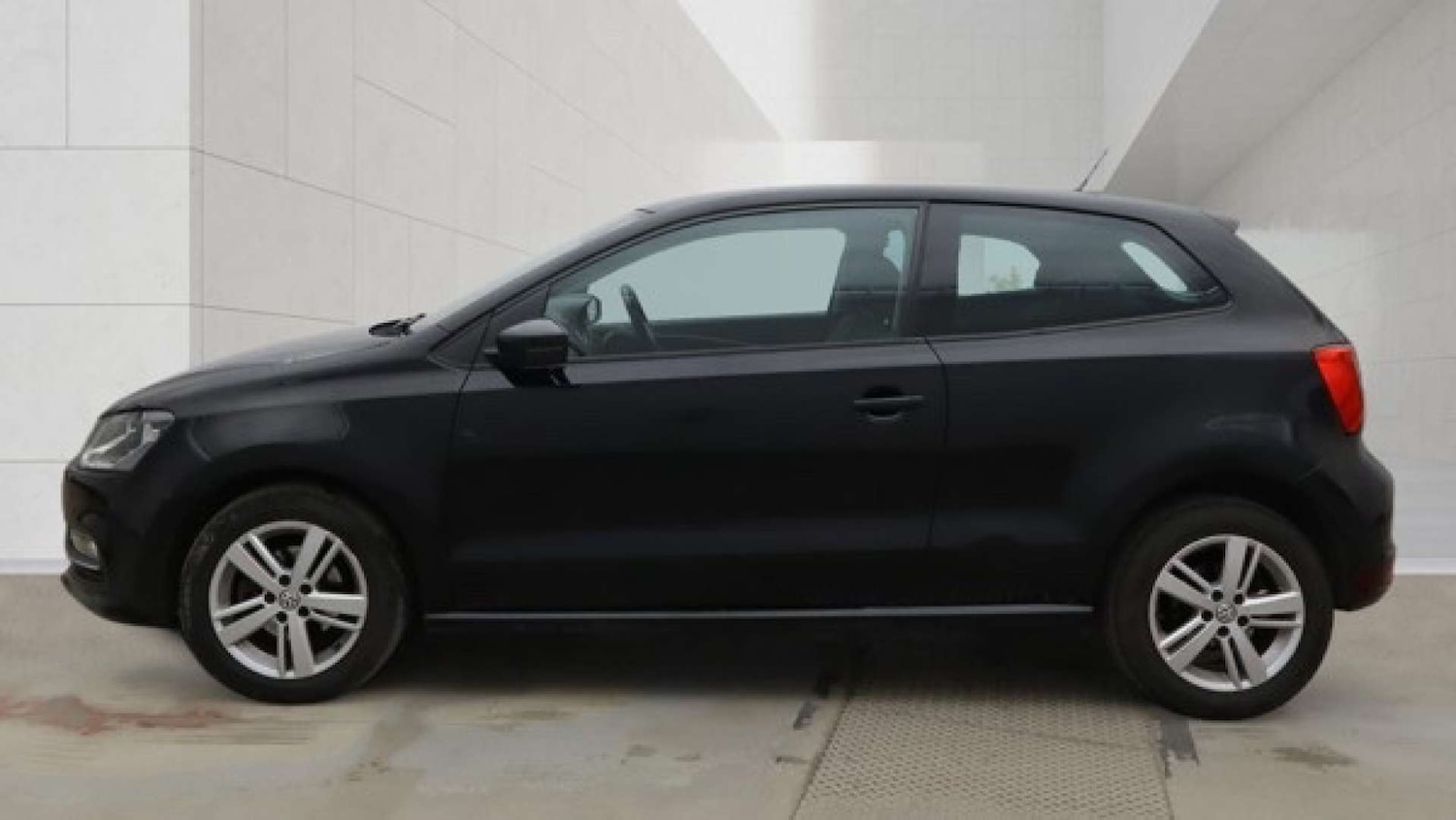 Used Volkswagen Polo 2017 for sale - 78215495: Photo 5