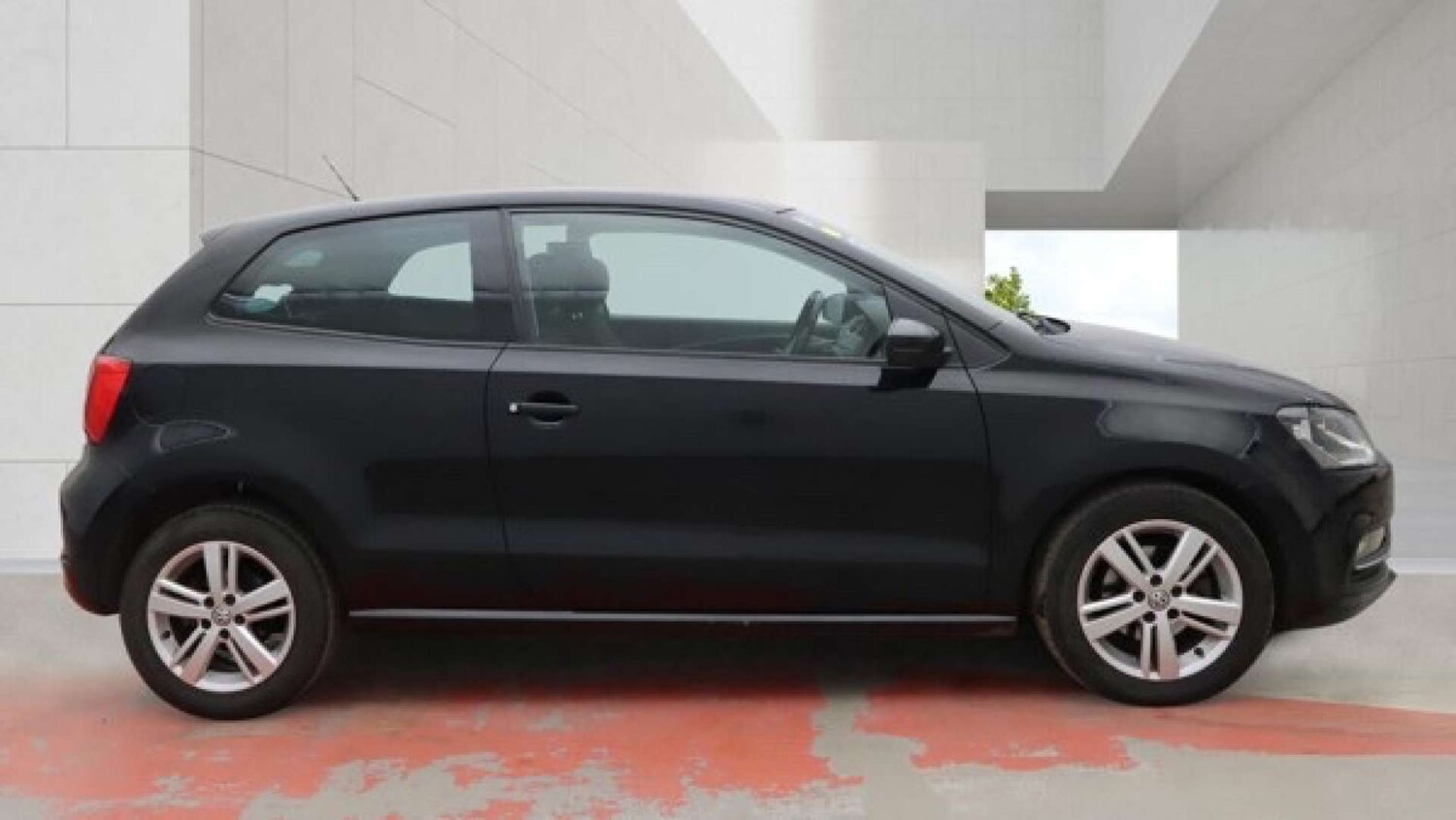 Used Volkswagen Polo 2017 for sale - 78215495: Photo 8