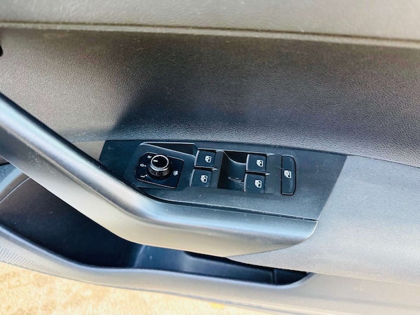 Used Volkswagen Polo 2018 for sale - 76018464: Photo 25