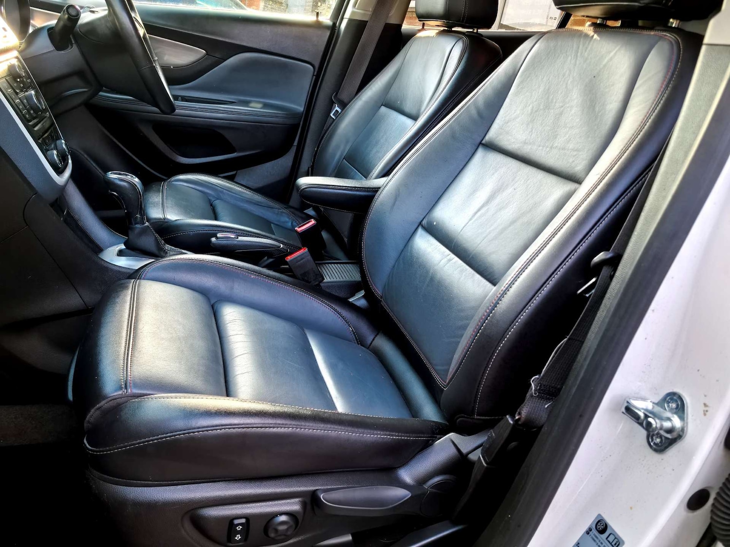 Used Vauxhall Mokka 2015 for sale - 77548525: Photo 25