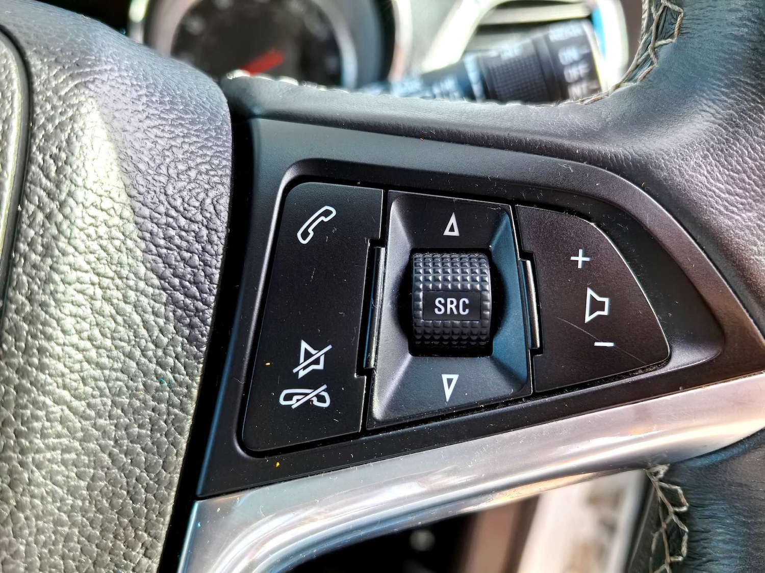 Used Vauxhall Mokka 2015 for sale - 77548525: Photo 31