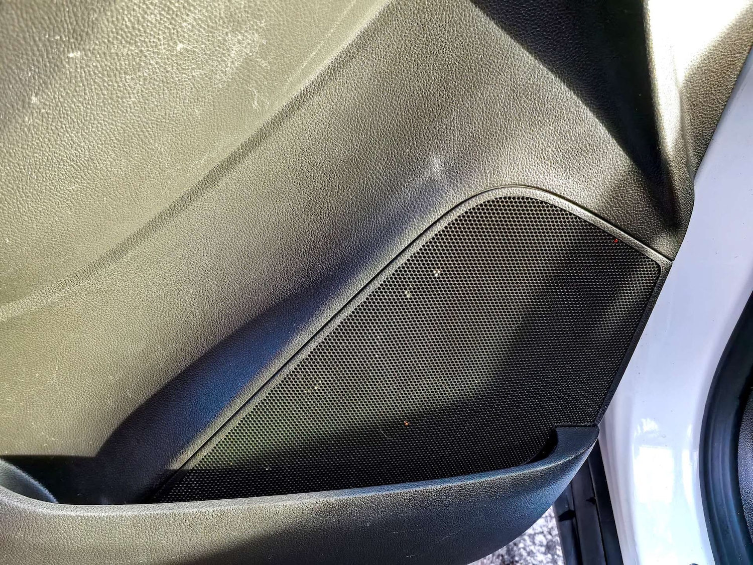 Used Vauxhall Mokka 2015 for sale - 77548525: Photo 76