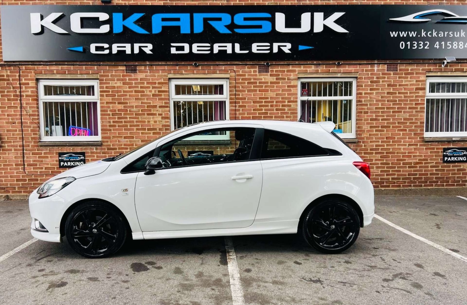 Used Vauxhall Corsa 2016 for sale - 75893738: Photo 3