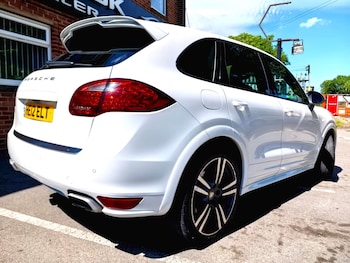 Used Porsche Cayenne 2012 for sale - 78897771: Photo