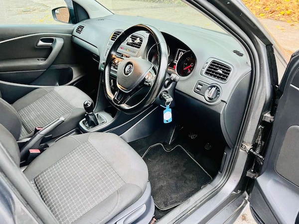 Used Volkswagen Polo 2018 for sale - 76278440: Photo 32