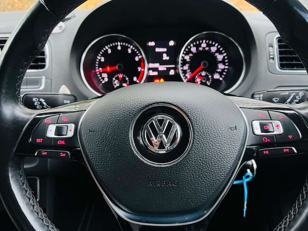 Used Volkswagen Polo 2018 for sale - 76278440: Photo 40