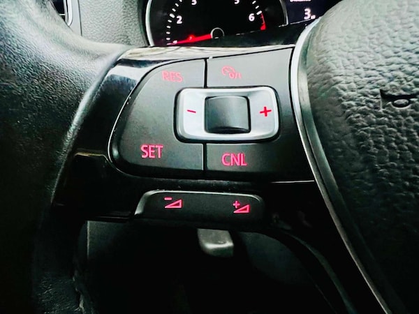 Used Volkswagen Polo 2018 for sale - 76278440: Photo 42