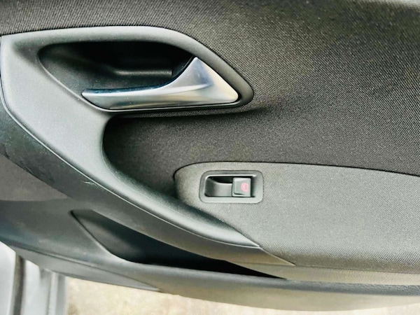 Used Volkswagen Polo 2018 for sale - 76278440: Photo 64