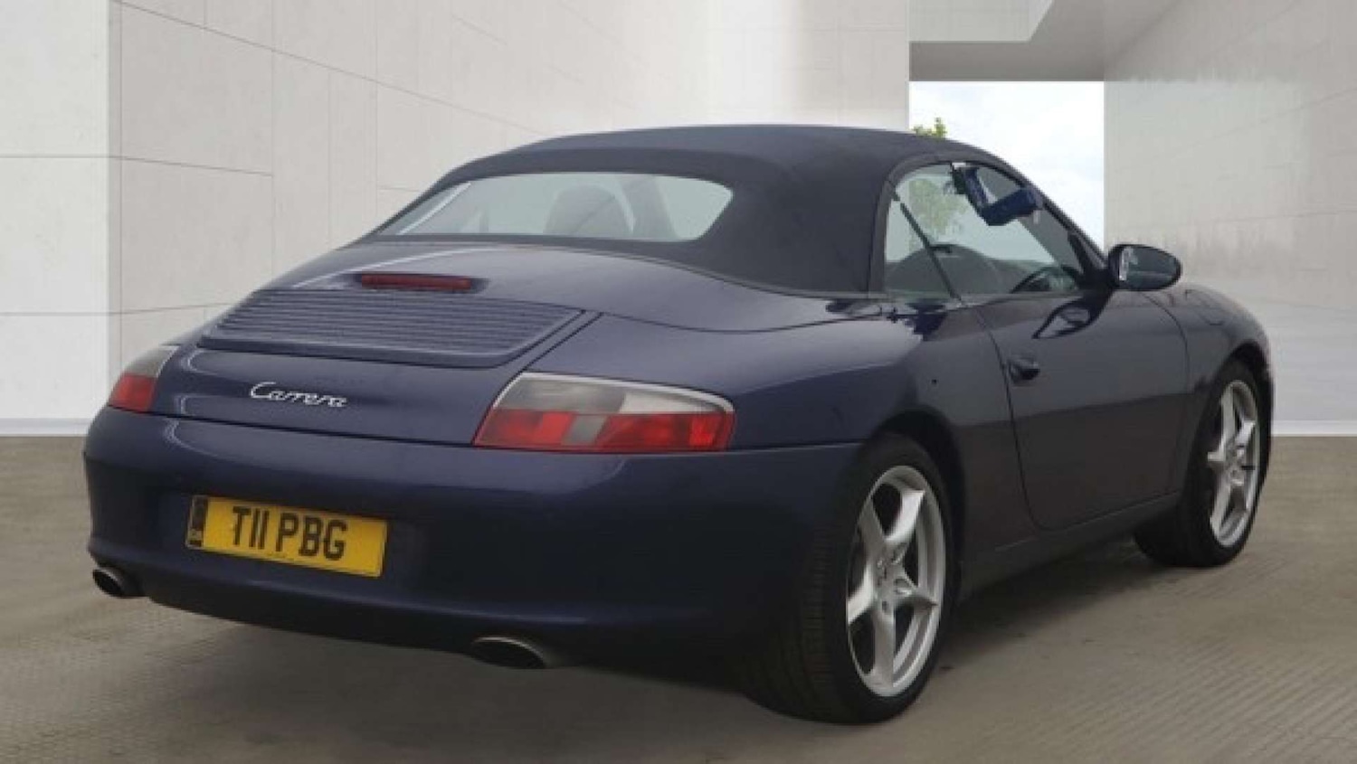 Used Porsche 911 2002 for sale - 78198748: Photo 3