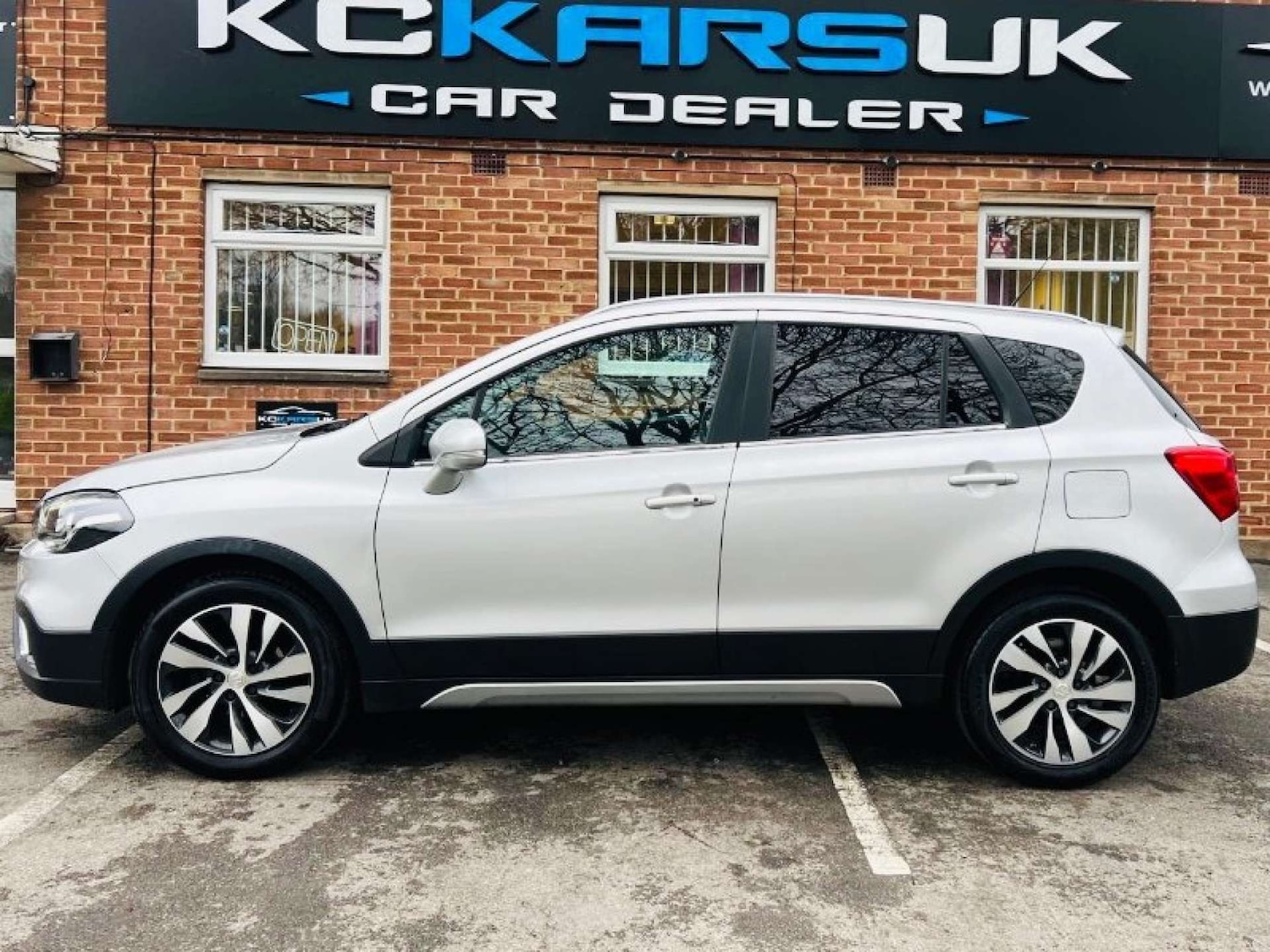 Used Suzuki SX4 S-Cross 2019 for sale - 76278487: Photo 4