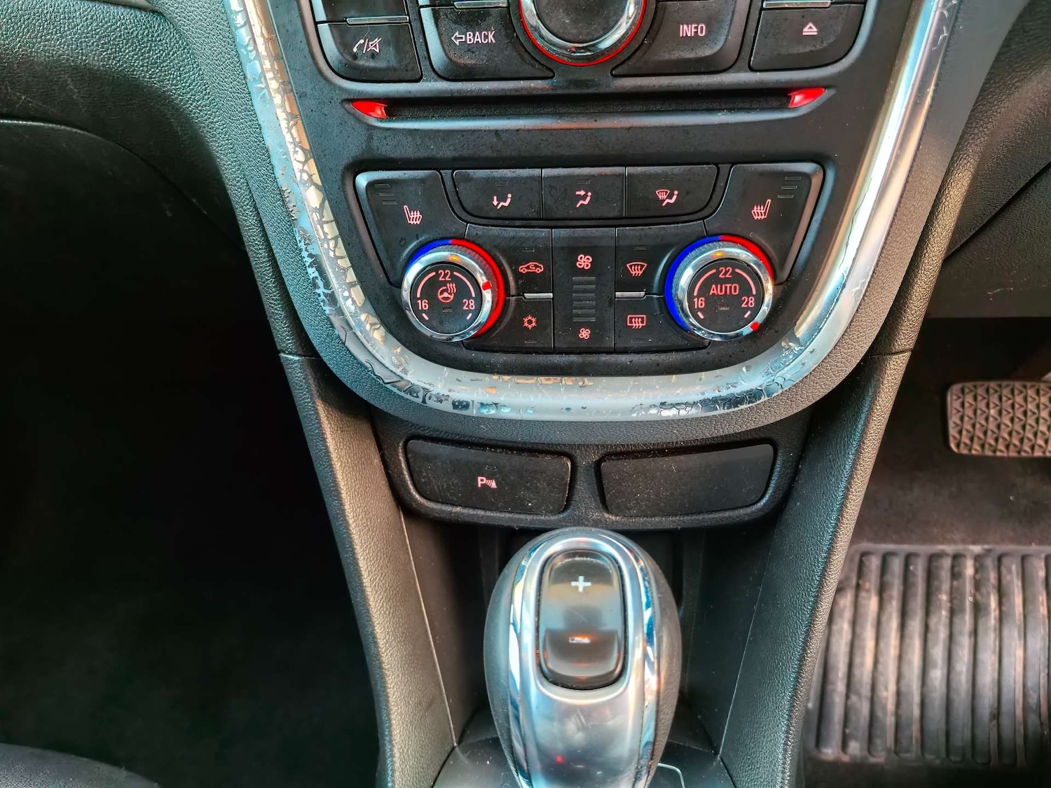 Used Vauxhall Mokka 2016 for sale - 77660292: Photo 31