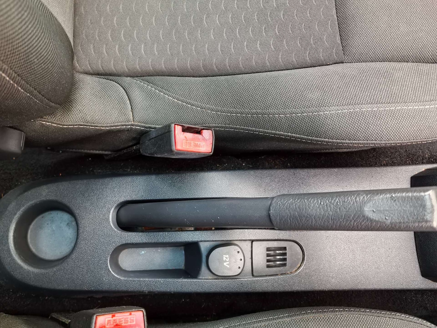 Used Renault Clio 2009 for sale - 76475121: Photo 24