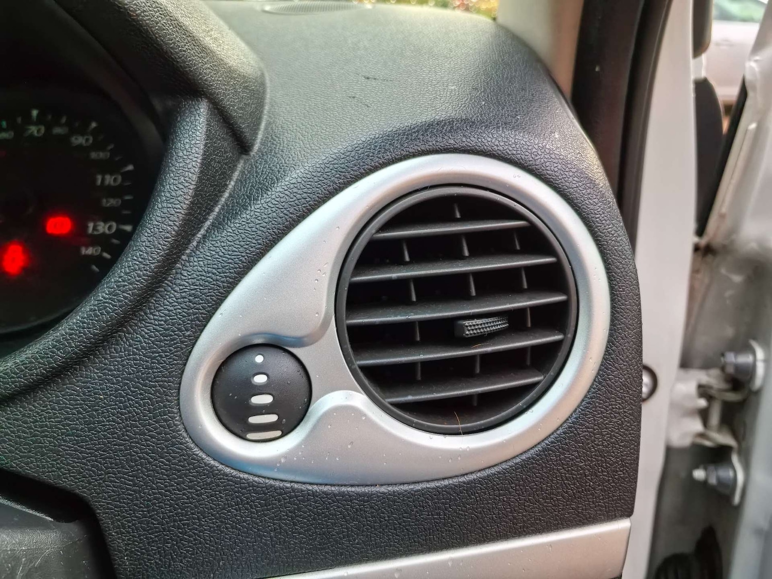 Used Renault Clio 2009 for sale - 76475121: Photo 61