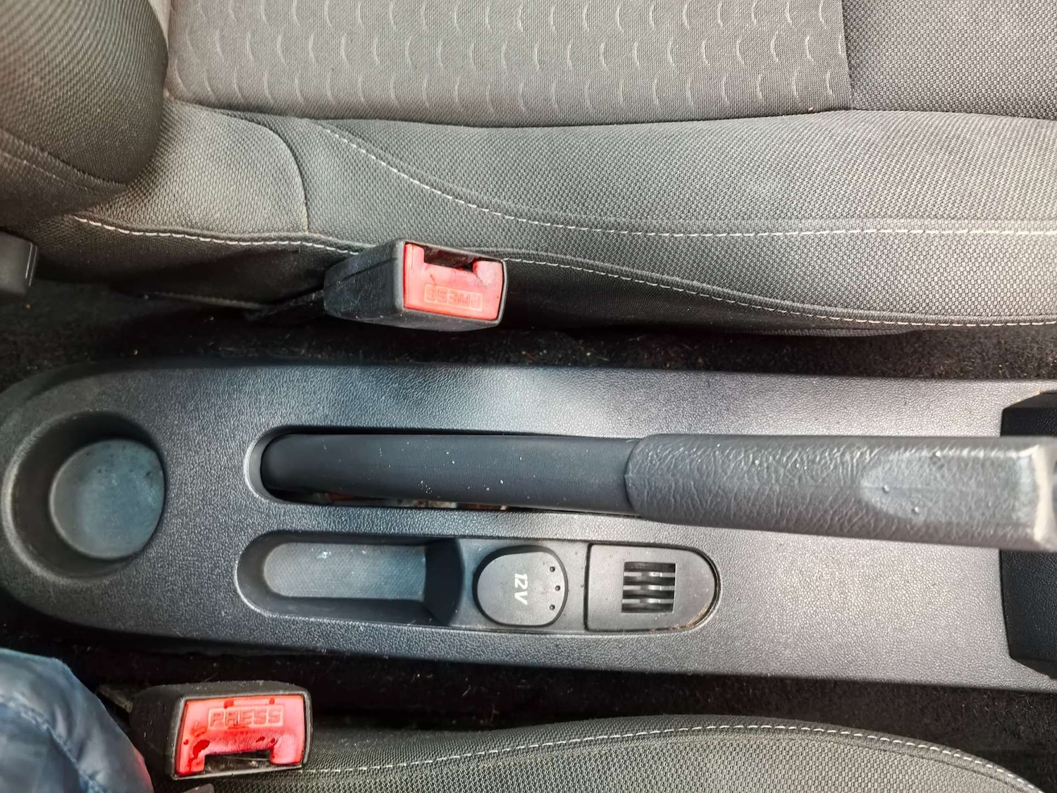 Used Renault Clio 2009 for sale - 76475121: Photo 64