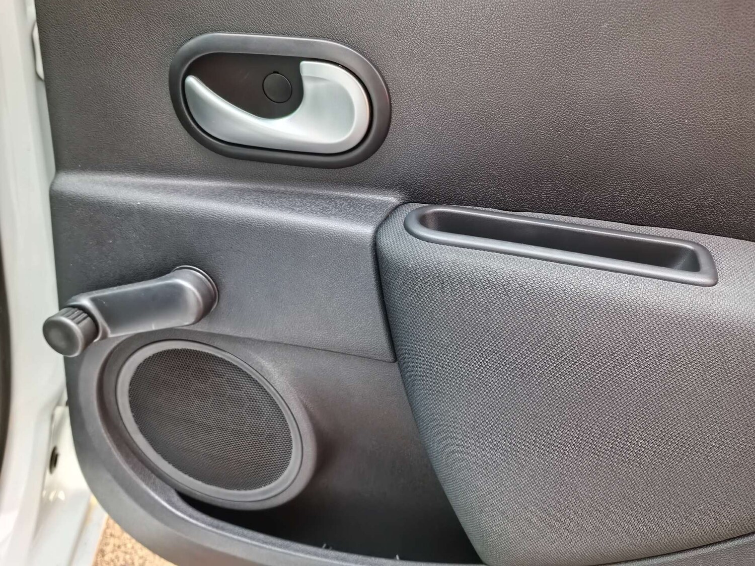 Used Renault Clio 2009 for sale - 76475121: Photo 69