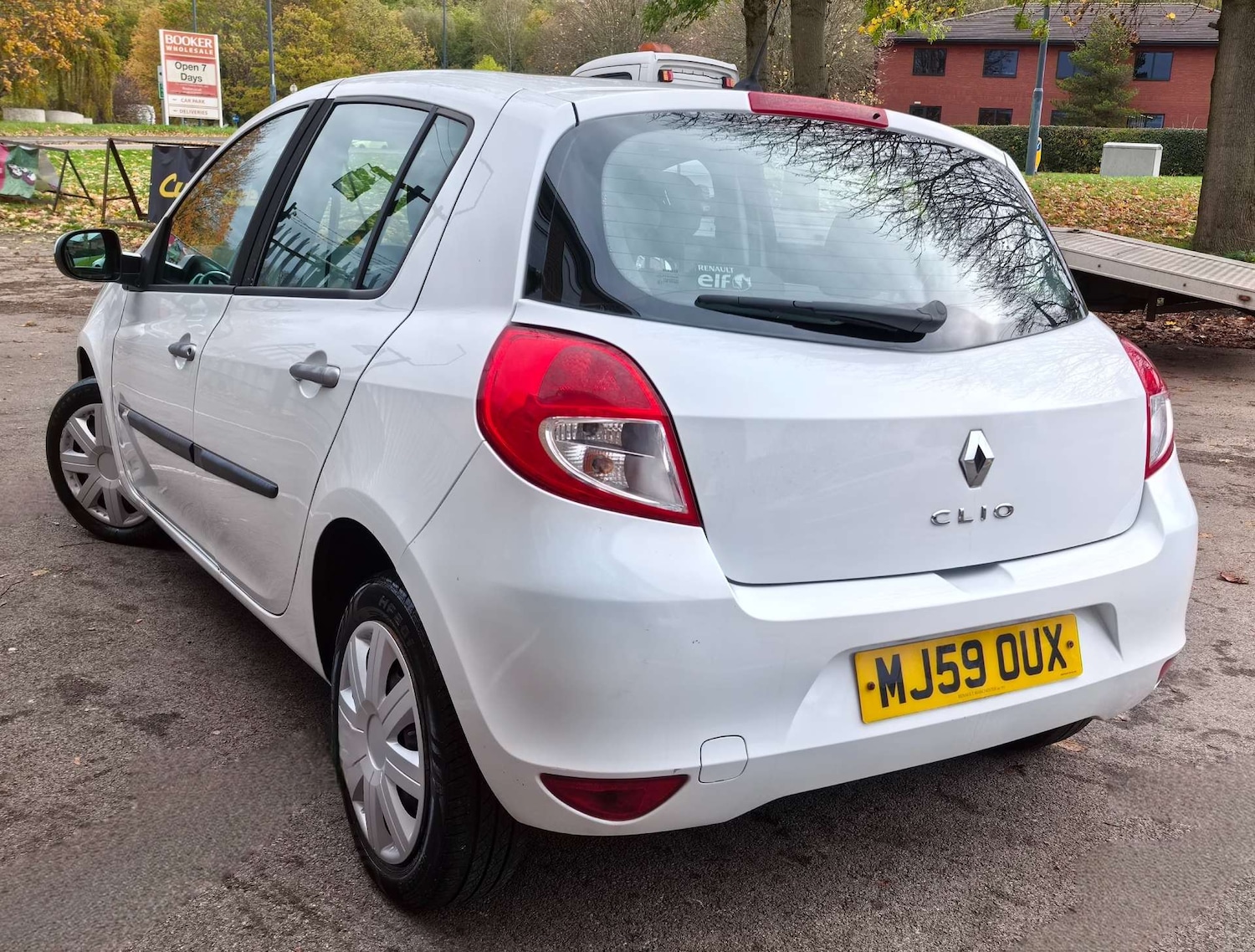 Used Renault Clio 2009 for sale - 76475121: Photo 78